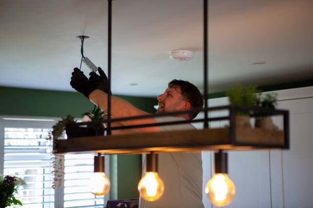 Best Circuit Breaker Repair  in St Charles, MI
